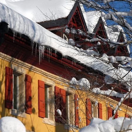 Hotel De L'Aigle Couvet Kültér fotó
