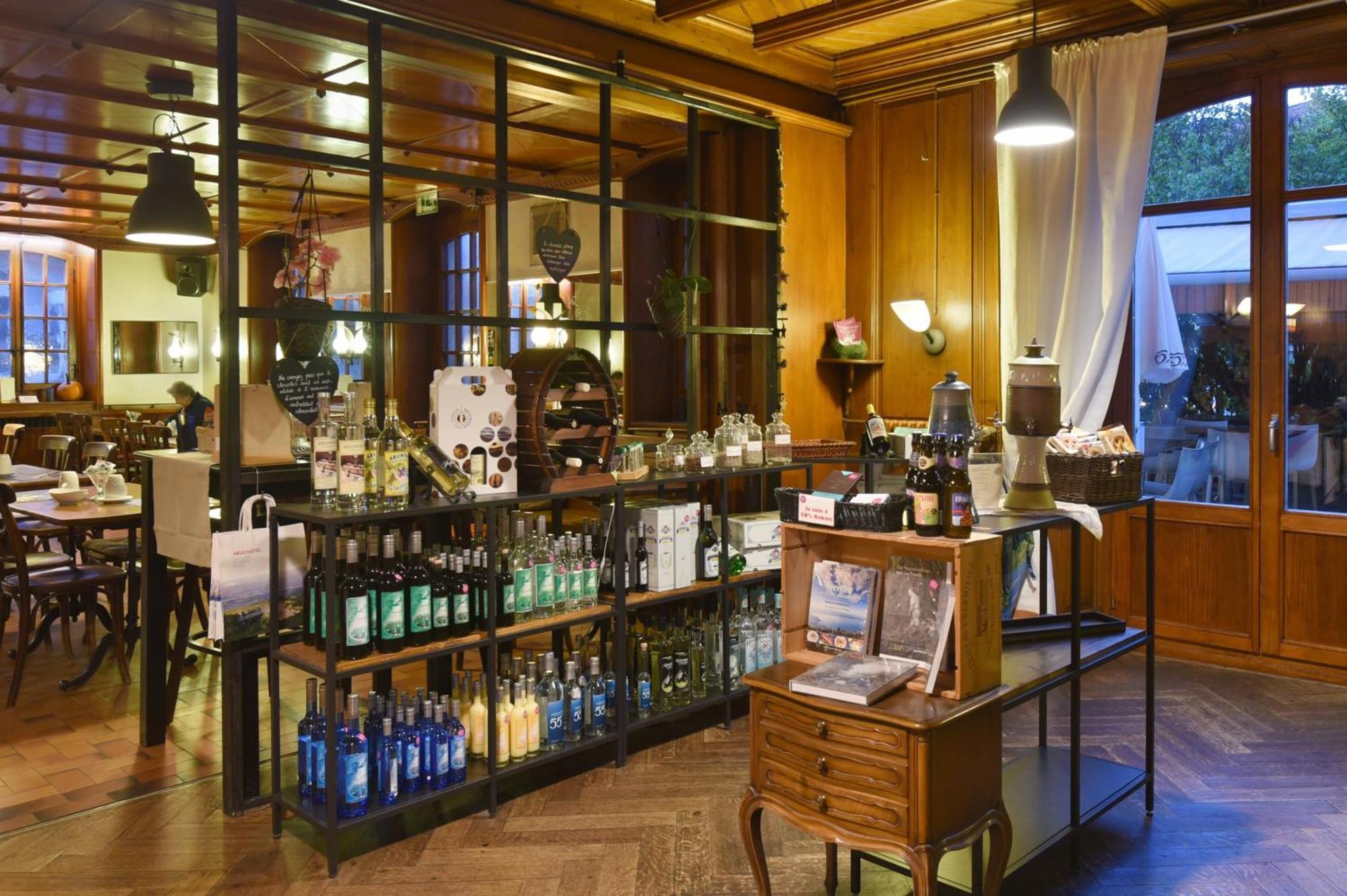 Hotel De L'Aigle Couvet Kültér fotó