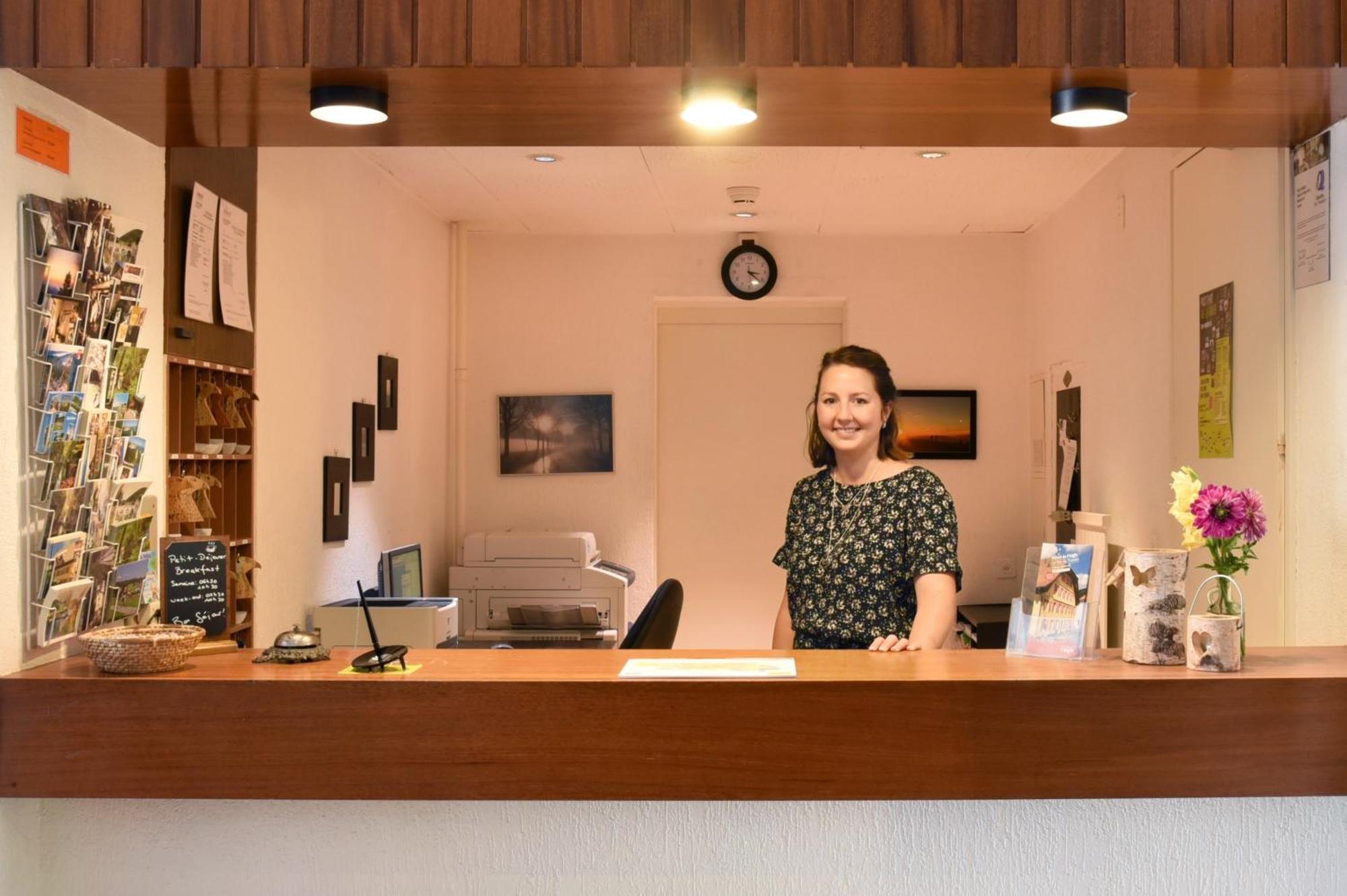 Hotel De L'Aigle Couvet Kültér fotó