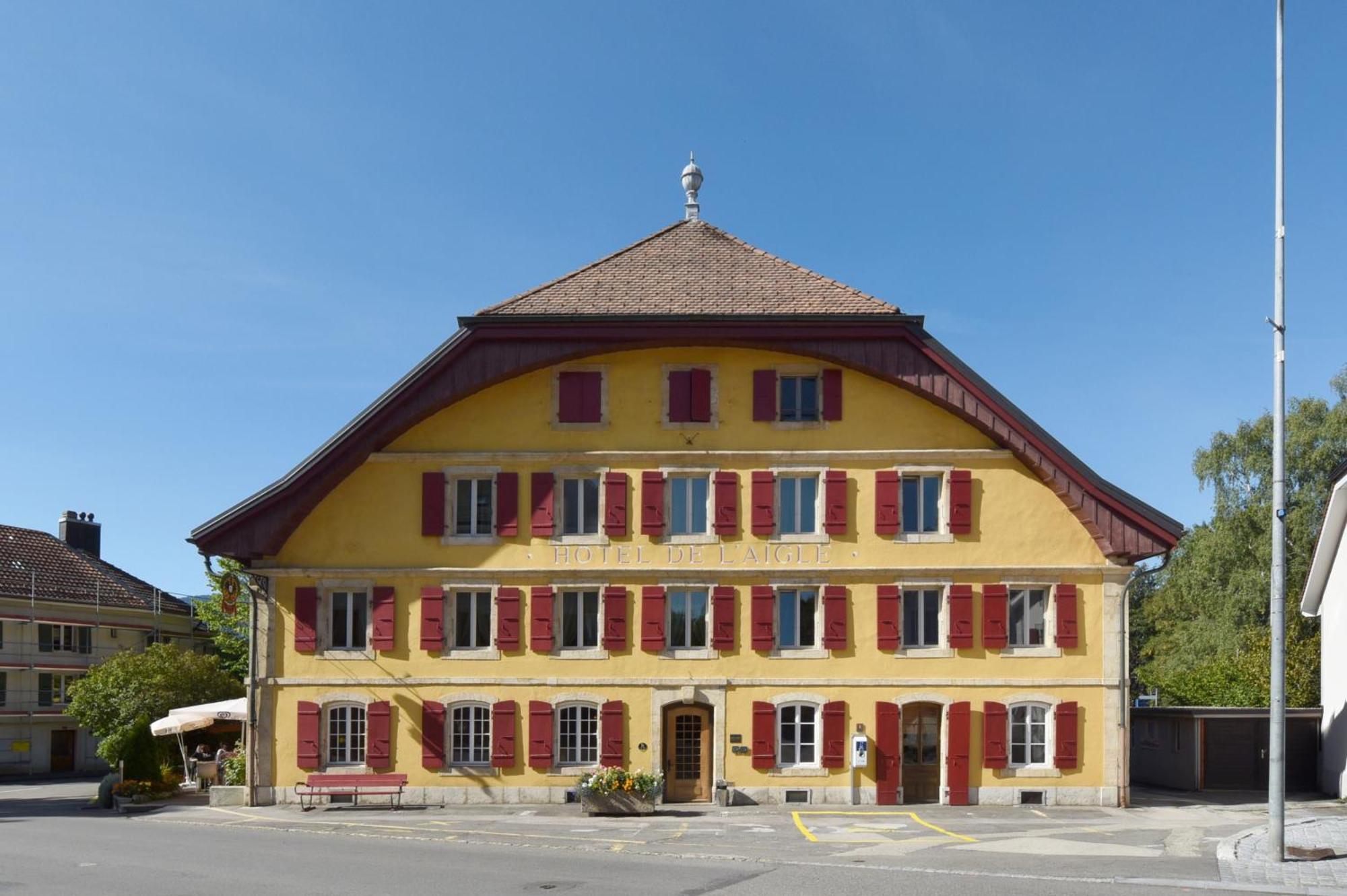 Hotel De L'Aigle Couvet Kültér fotó